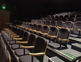 通用舞台阻燃幕布承建广州南方剧院舞台项目