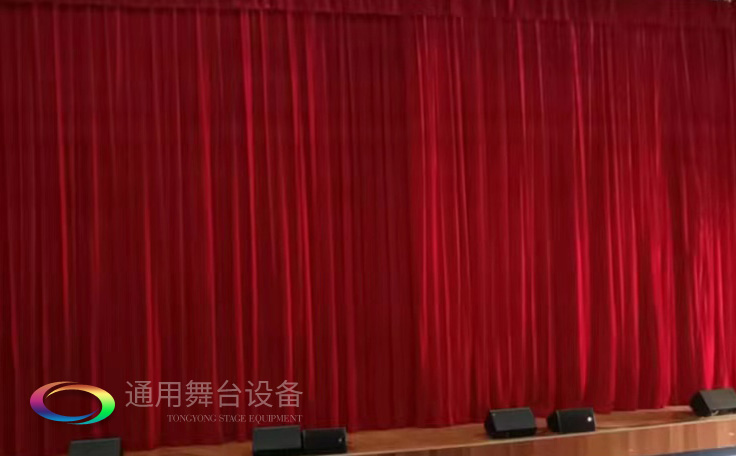 专业●专注●专心 供应必威体育怎么下载到手机
、舞台阻燃幕布、舞台灯光影响等相关产品，用心服务顾客！