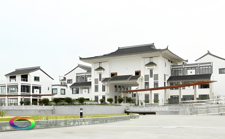 戴南文化艺术中心礼堂舞台设备、舞台阻燃幕布全面升级 赋能多元艺术呈现