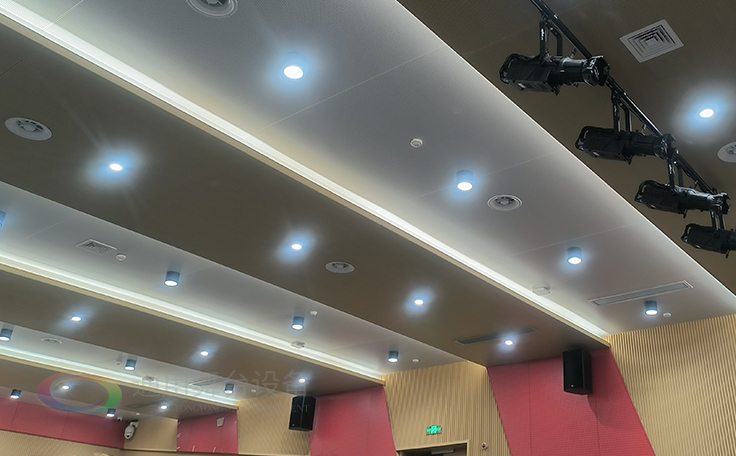 泰州市“中国演艺装备必威体育怎么下载到手机
产业基地” 加快舞台装备制造产业转型升级、提升完善产业链体系、助力泰州文化产业高质量发展！